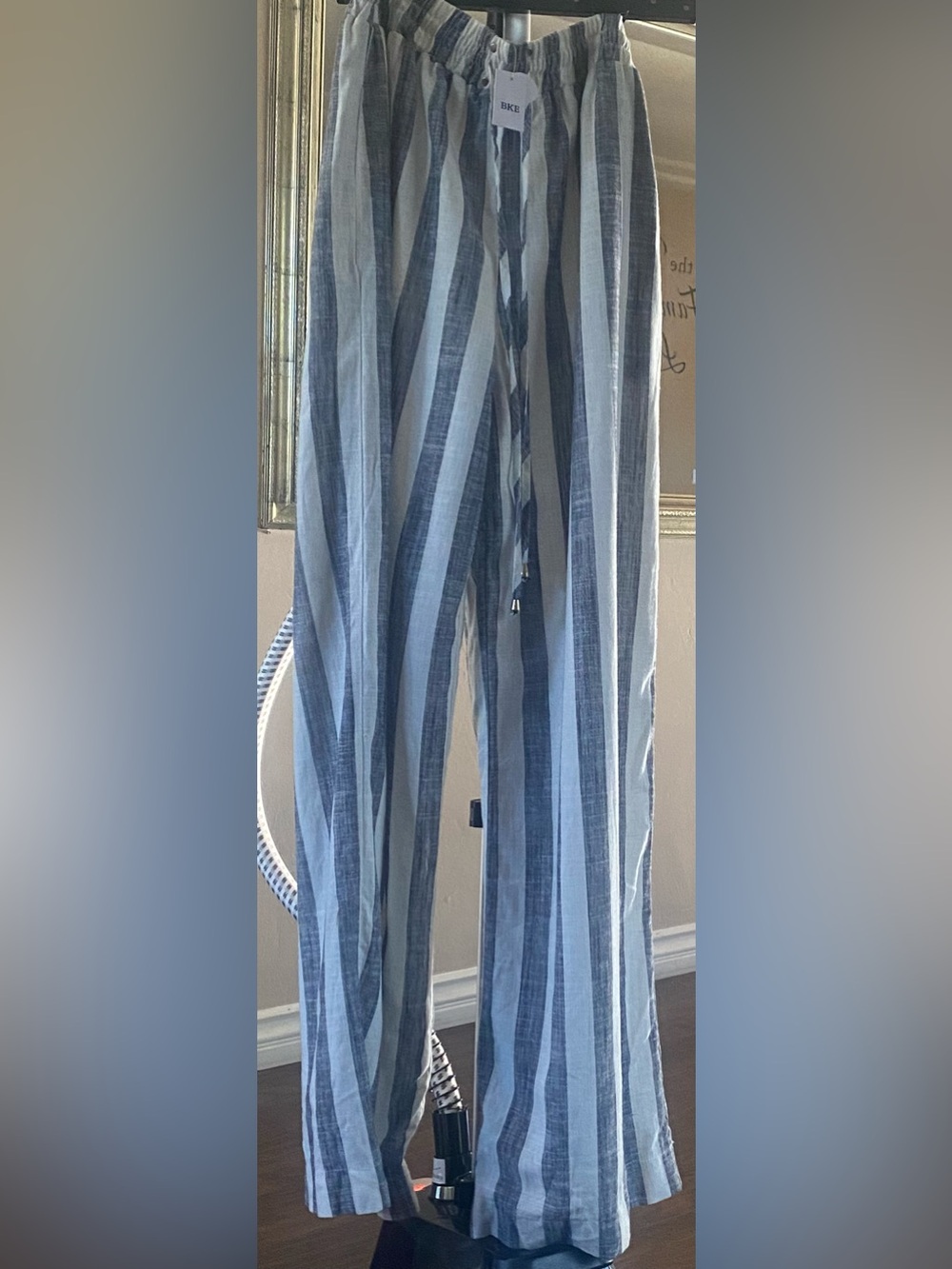 BKE Blue & White Vertical Stripe Wide-Leg Casual Pants